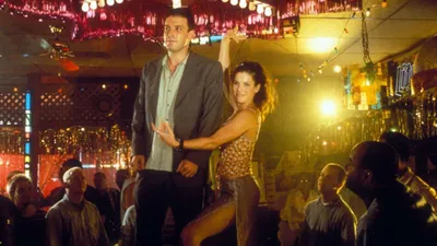 Fırtınalı Aşk izle